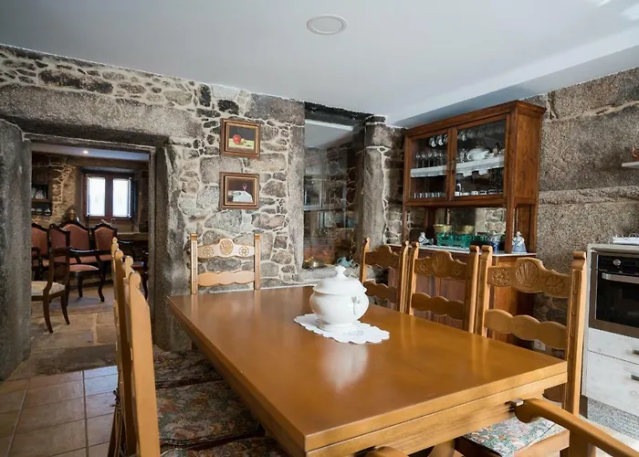 Casa O Leiteiro Landhaus Dumbría